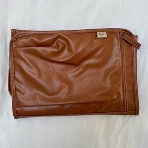 Beis x Elsa Portable Diaper Changing Pad